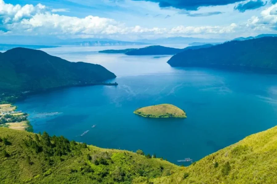 4D3N Medan Lake Toba Tour