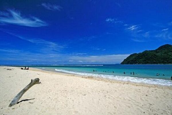 pantai-lampuuk pantai-lampuuk